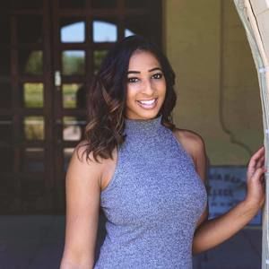 Meet your Posher, Bobbi